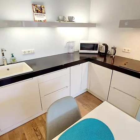 Vallikaeaeru شقة بارنو