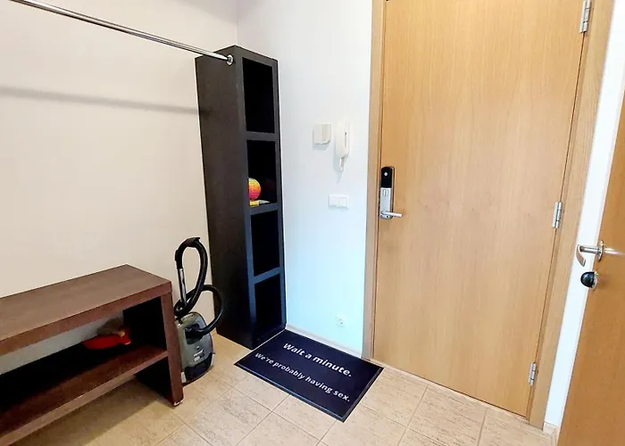 Vallikaeaeru Lägenhet Pärnu