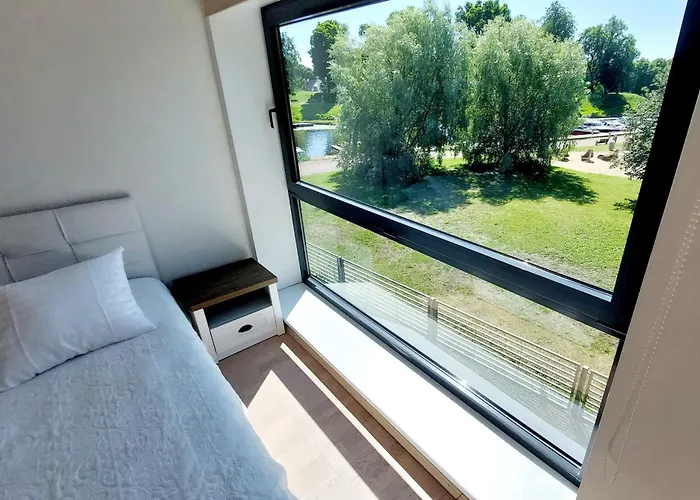 Vallikaeaeru Lägenhet *