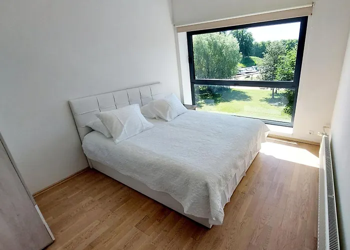 Vallikaeaeru Lägenhet Pärnu